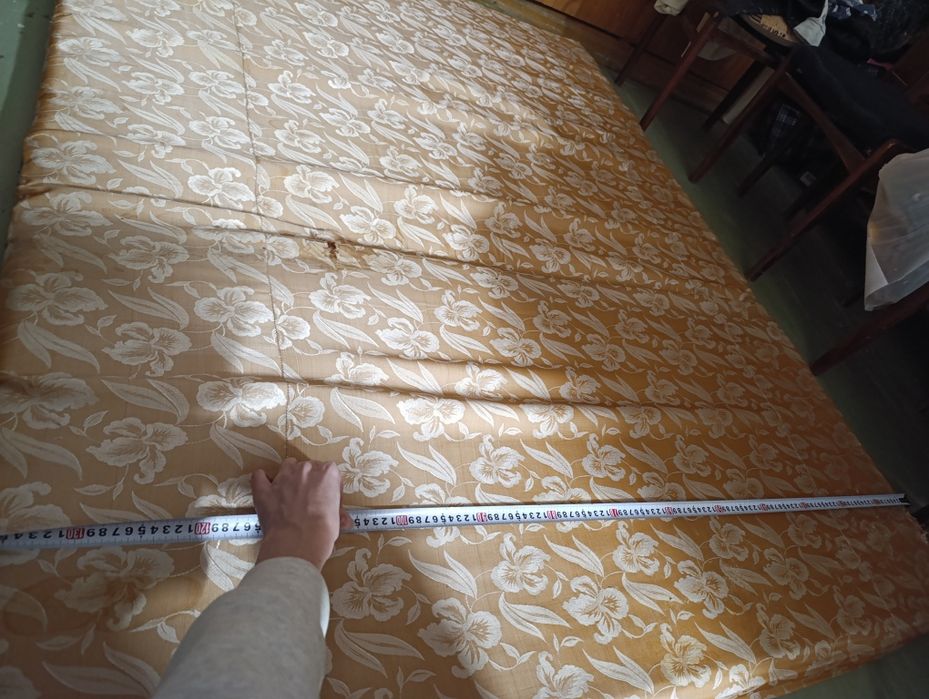 Отдам два матраса перьевой и паролоновый,без вредителей