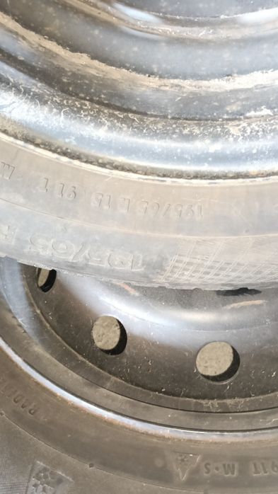 Anvelope iarna 195 65 15