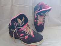 Дамски кецове Adidas