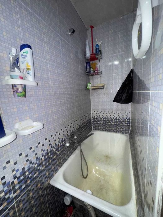 СВОЯ, Чиланзар-8 кв 2/5/5 балкон 1,5х3, ГАЛЕРЕРЕЙКА.