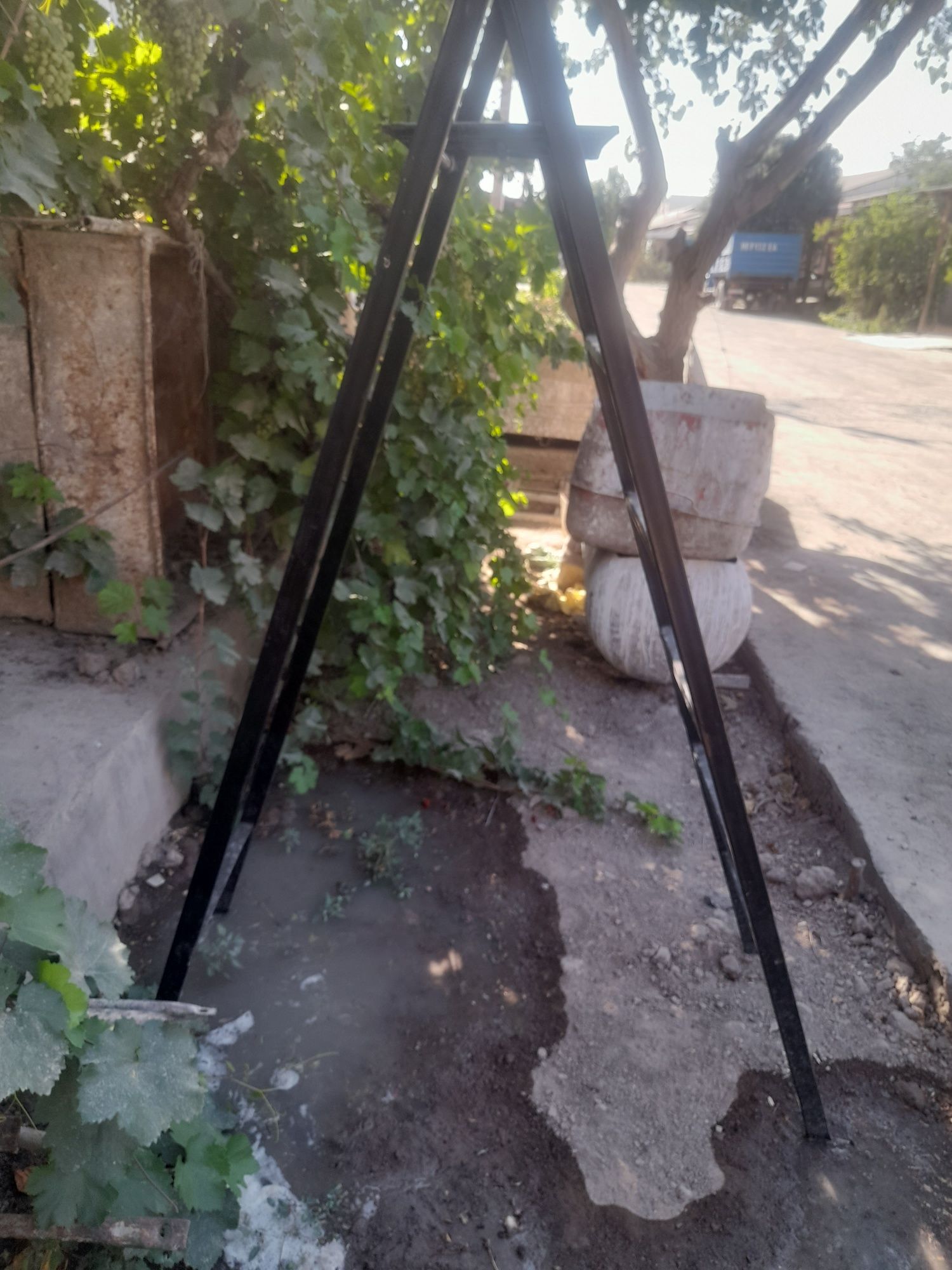 Лестница   сотилади