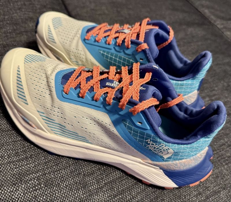 Adidasi trail TheNorthFace 39