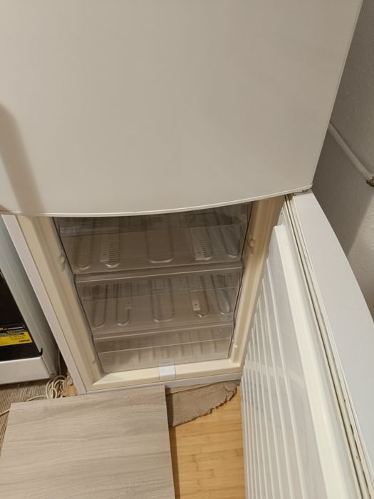 Combina frigorifica Whirlpool