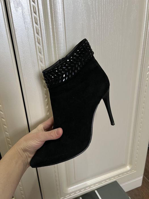 Продаю обувь