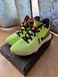 Lebron witness V LIME glow/black-bright