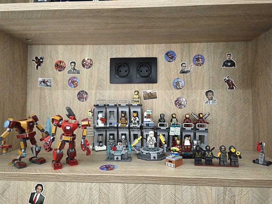 База Железного Человека LEGO (не оригинал)