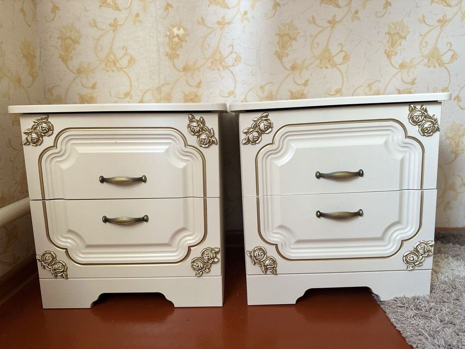 Продам прикроватные тумбочки, хорошего качества