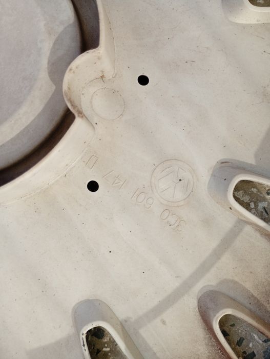 Продавам тасове за vw 16 цола