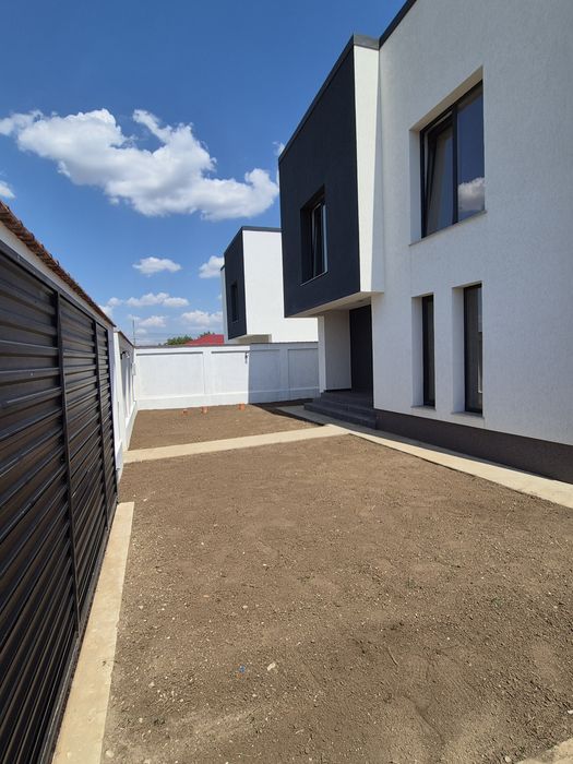 Casă de vânzare FRUMUSANI