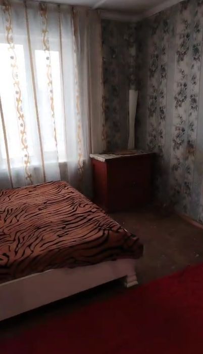 Сдам дом барачного типа,вода в доме,машинка полуавтомат р-н бензостроя