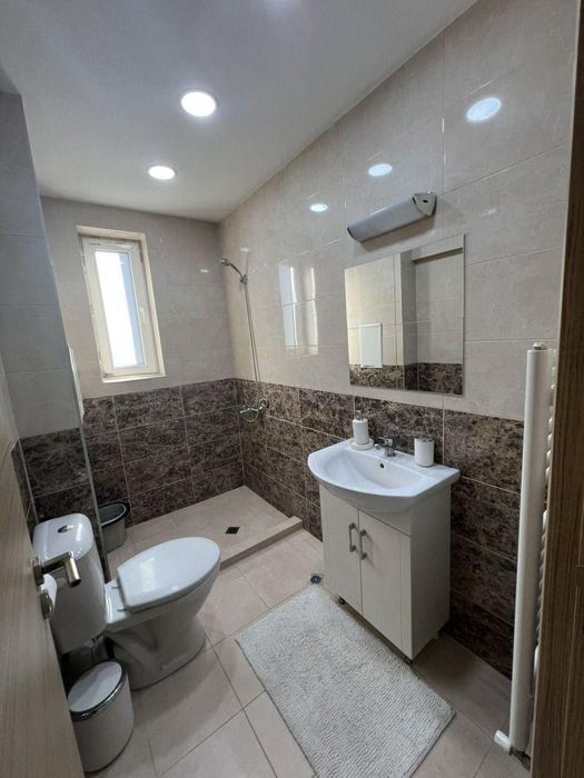 Двустаен апартамент в ж.к. Студентски град.