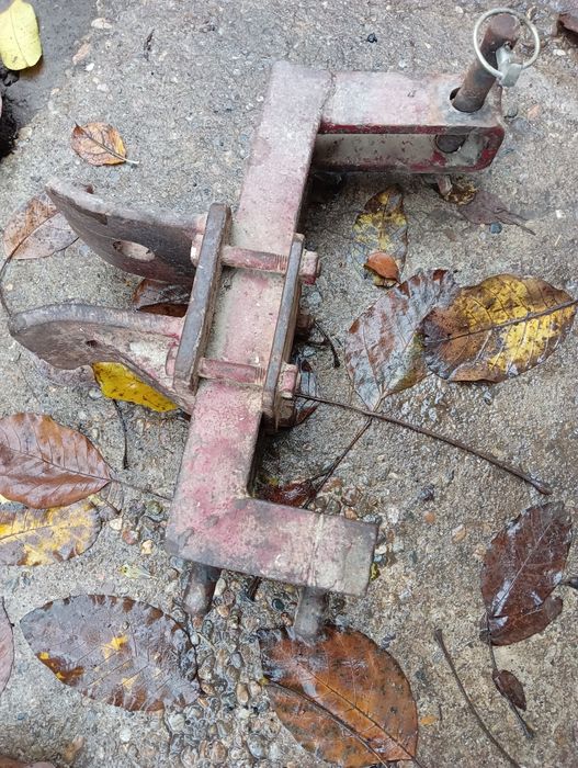 De vânzare cuplă tractor nu știu pentru ce model