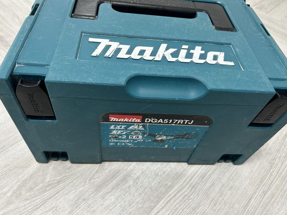 Makita DGA 517 flex cu turatie variabila