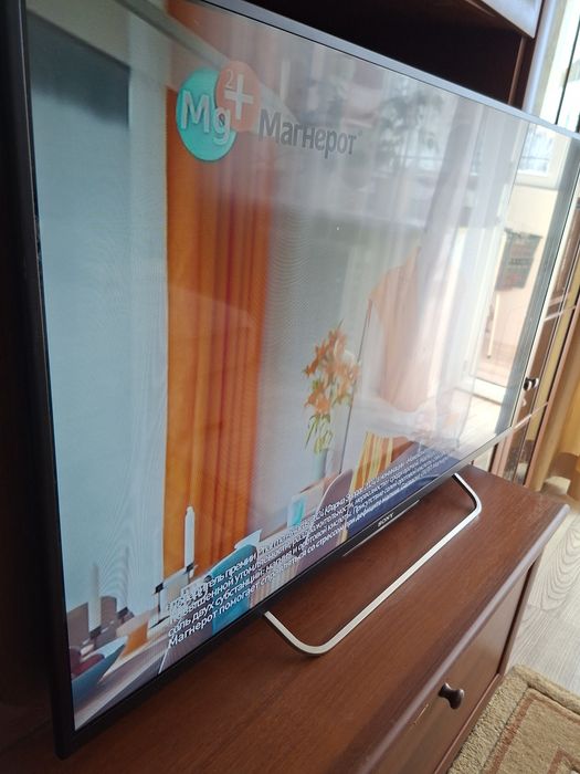 Телевизор smart  Sony 109 см б/у