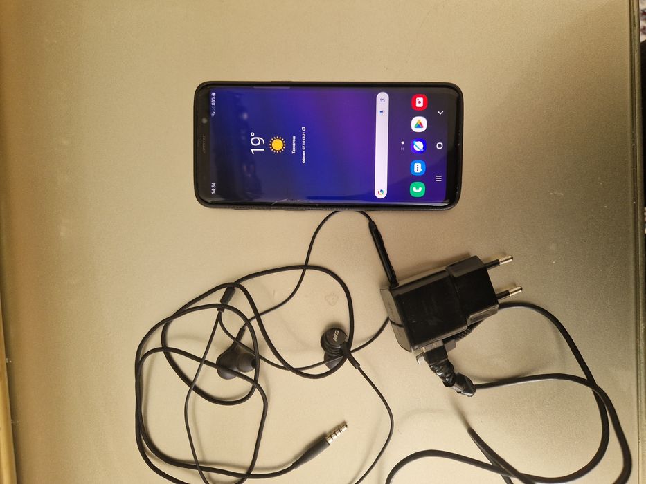 Samsung S9 black 64gb