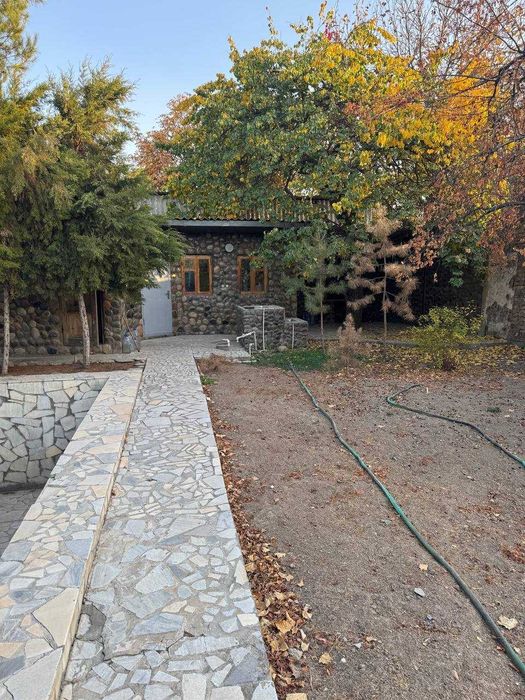 Продам уютную дачу