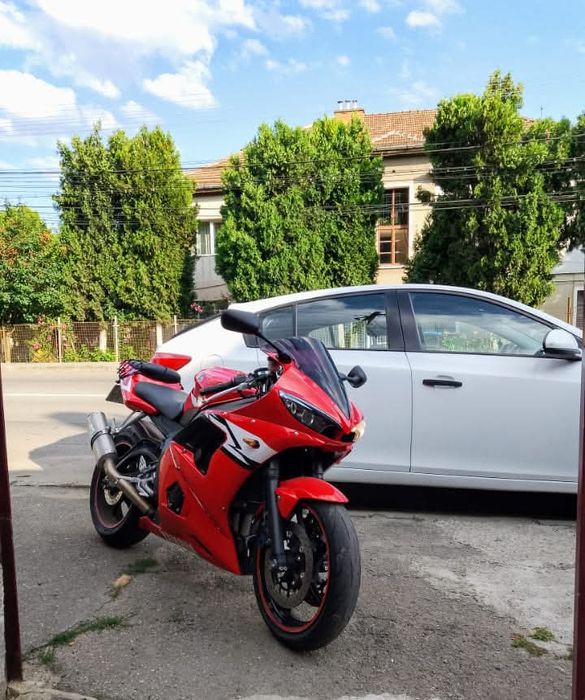 Yamaha  YZF R 600