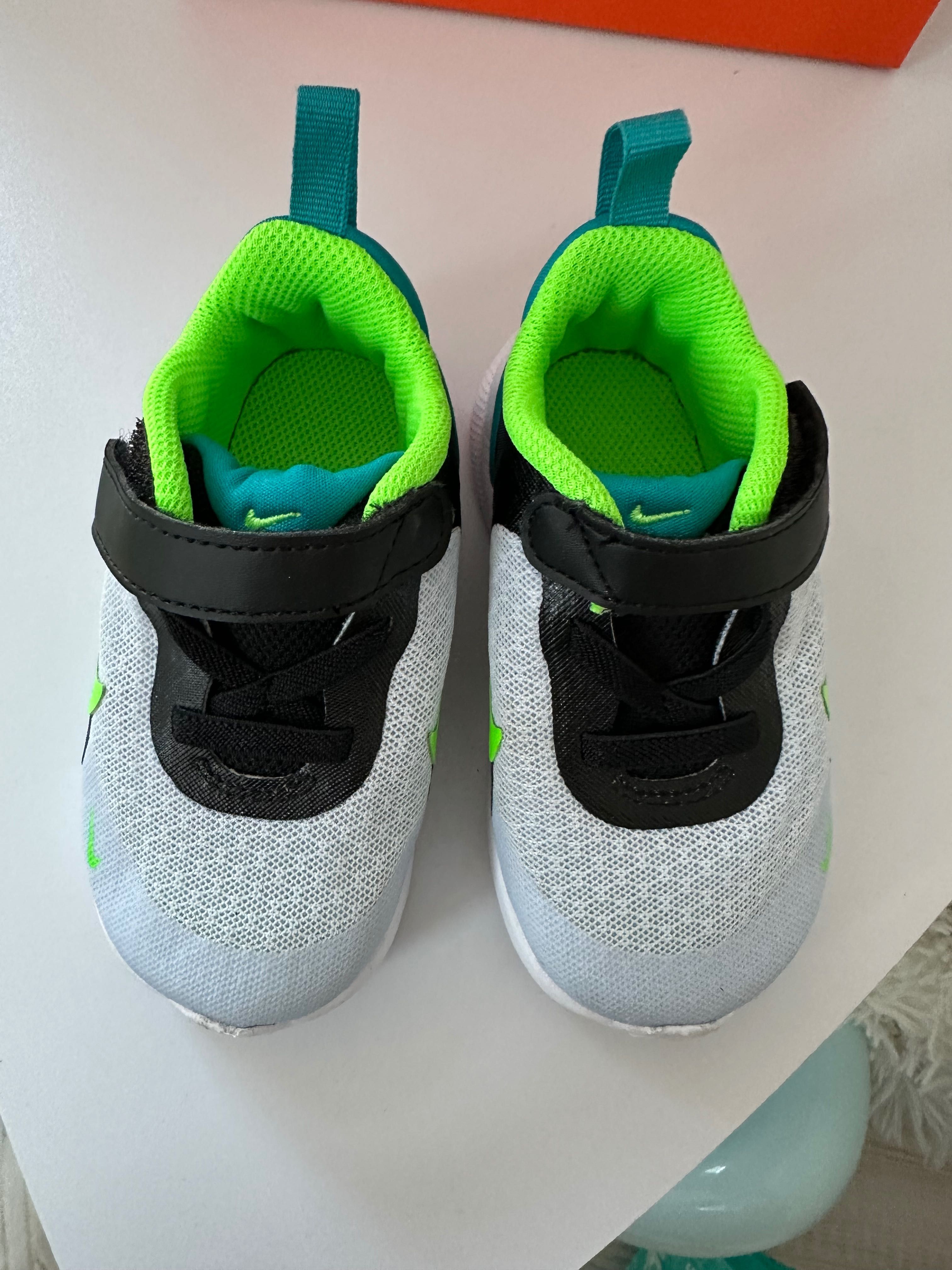 детски маратонки nike размер 22