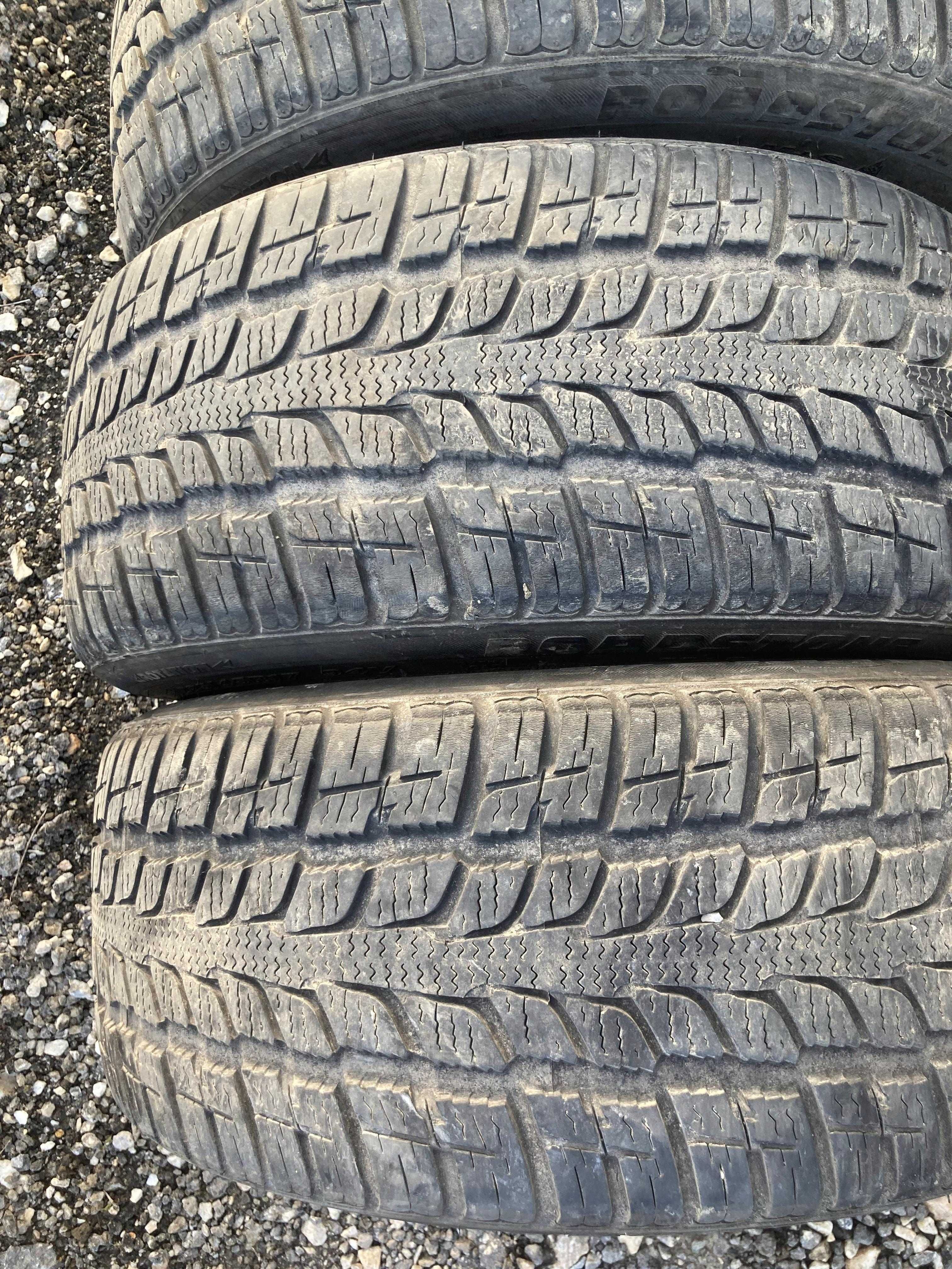 Всесезонни гуми 225 45 17 Roadstone dot 22