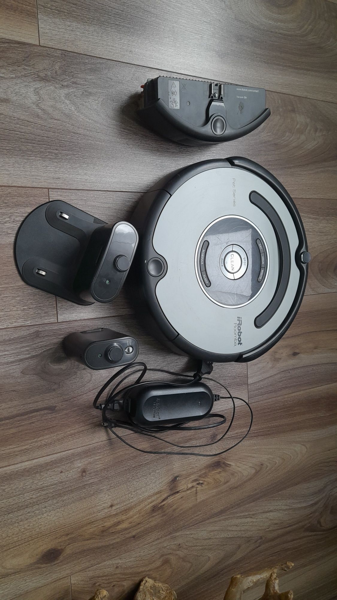 Roomba 564Pet Aspirator Robot