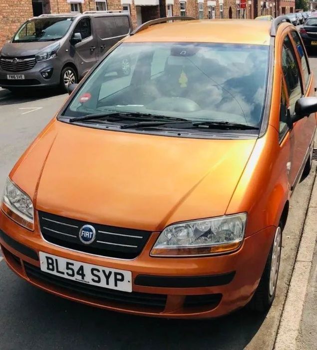 Dezmembrez dezmembrari Fiat Idea 1.4 benzina an 2005