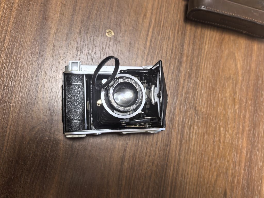 Vând aparat foto colecție Voigtlander Bessa 46 -Baby Bessa