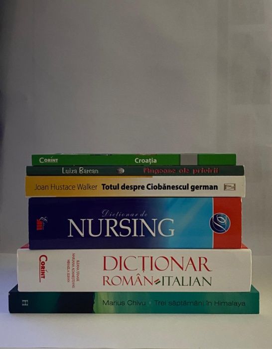 Dictionare, cărți despre cultura, informatica, arta, meserii, turism