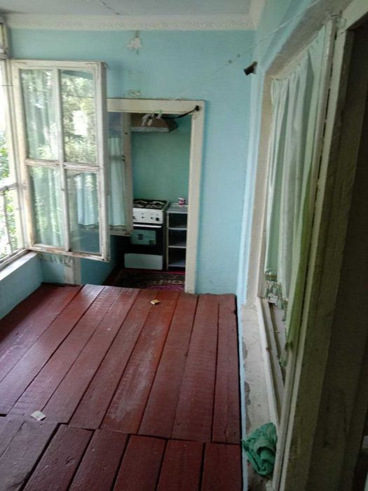 Коракамиш 1/1 да 1*2/5/5 квартира сотилади