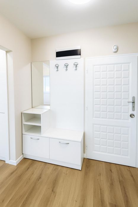 Луксозен 2-стаен апартамент в Център – готов за нанасяне