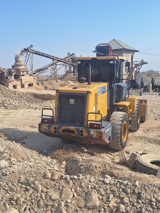 Погрузчик 1.8 куб XMG холати зур ишлаб турган техника