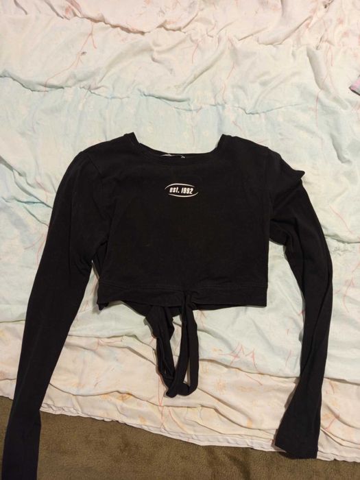 Невероятно красиви анураци и блузи, които почти не са ползвани.