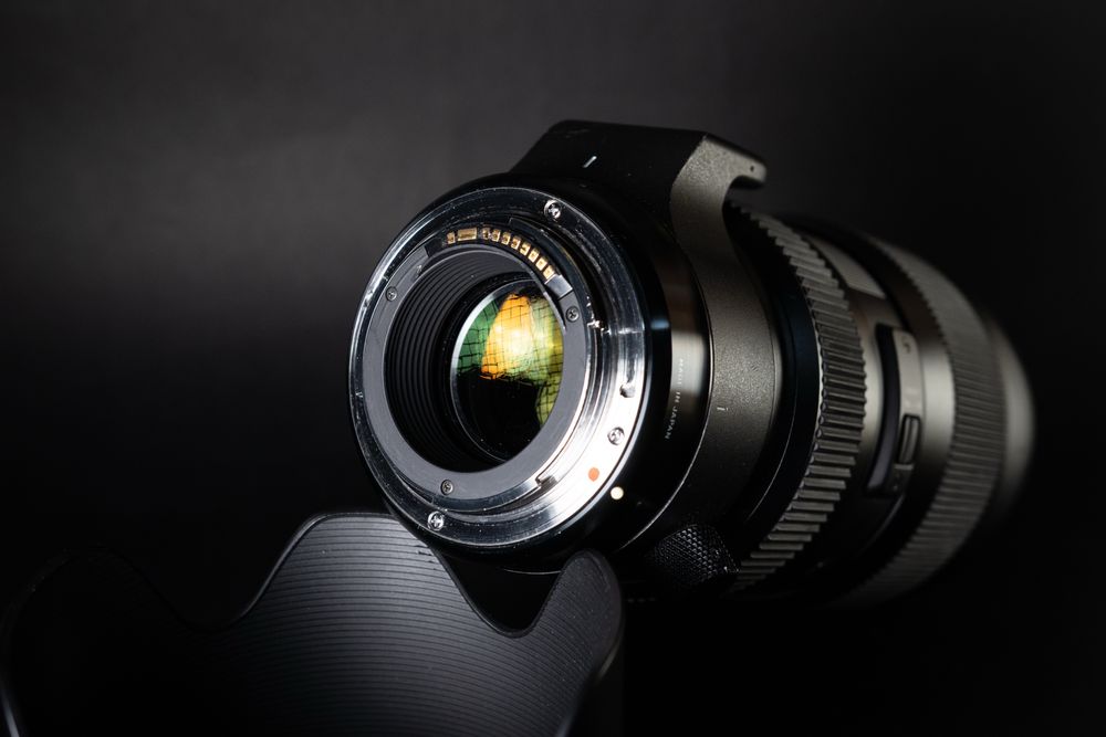 Обектив Sigma 50-100mm f/1.8 за Canon EF