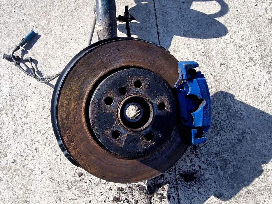 Fuzeta fata stanga Bmw X3 (E83) [Fabr 2003-2009] 2.0 N47D 130 KW / 177