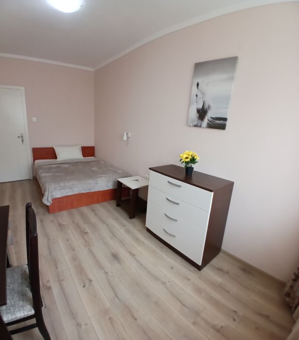 Двустаен Възраждане с Асансьор, Интернет