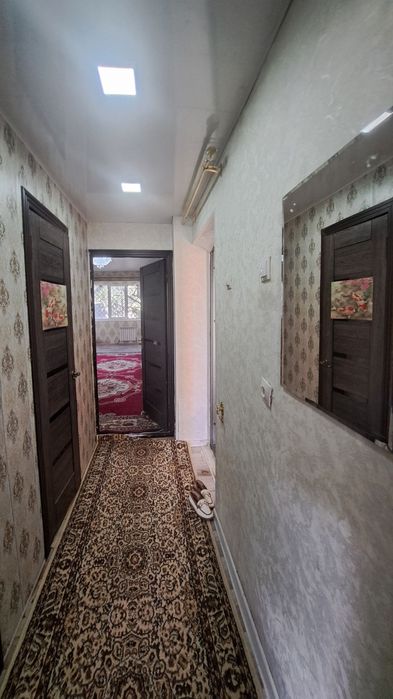 Чирчик шахар 
Навои атлант тепасида  
#1-хона 1-этаж 
Квартира ижар