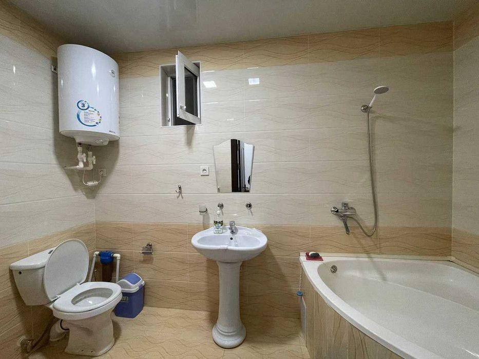 Сдается 3х комнатная квартира на 1 этаже Ориентир Университет