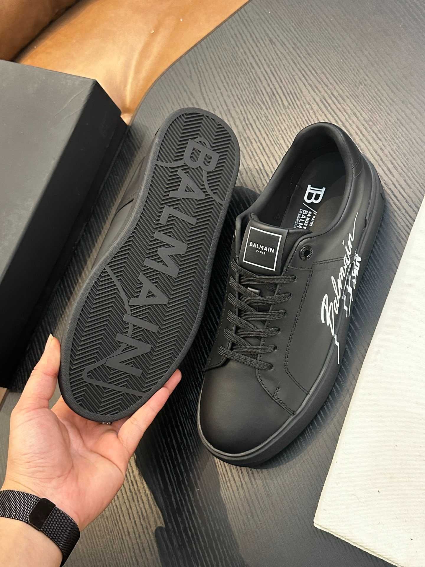 Мъжки обвуки / кецове Balmain