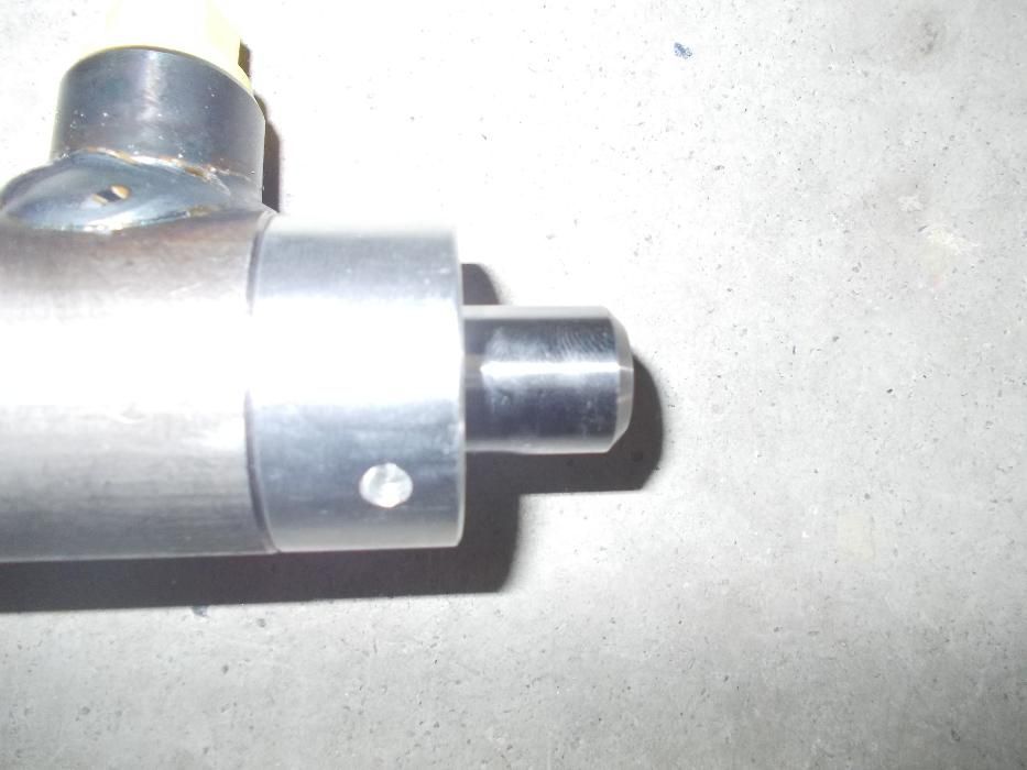 Cilindru troliu hidraulic