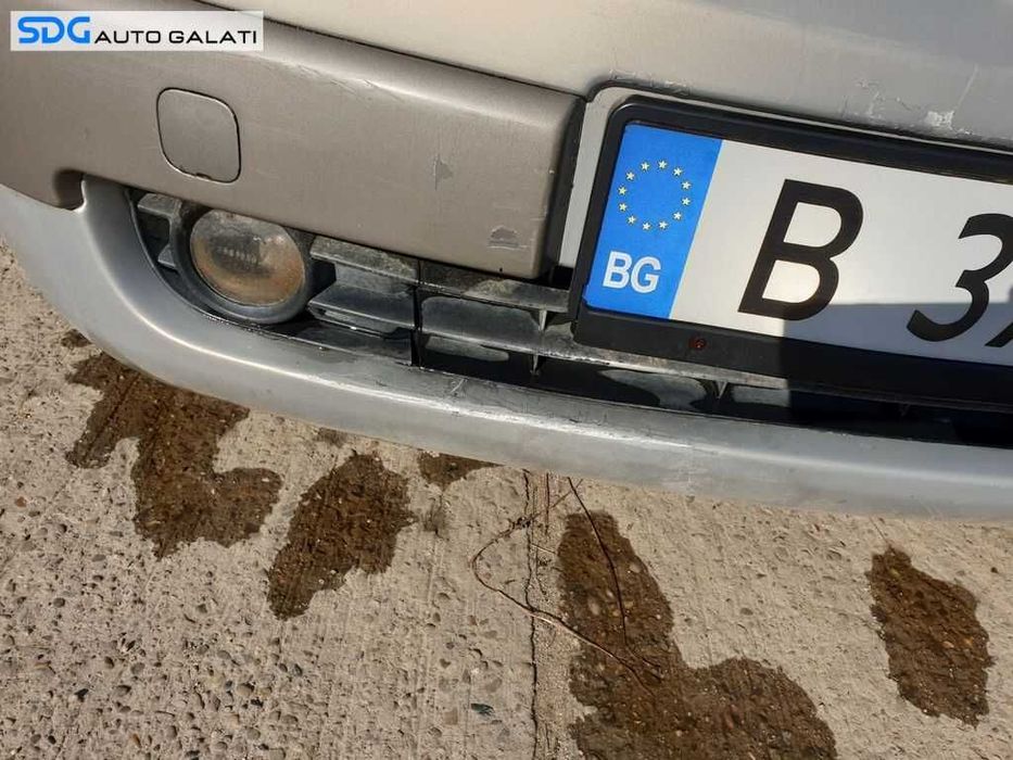 Grila Proiector Dreapta Renault Megane 2 2002 - 2005