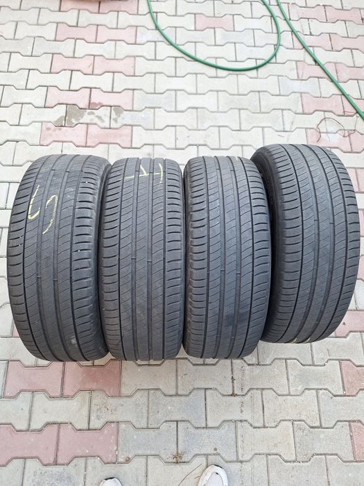 Vând 4 anvelope vara Michelin Primacy folosite 225/50 R 18 DOT 47.16
