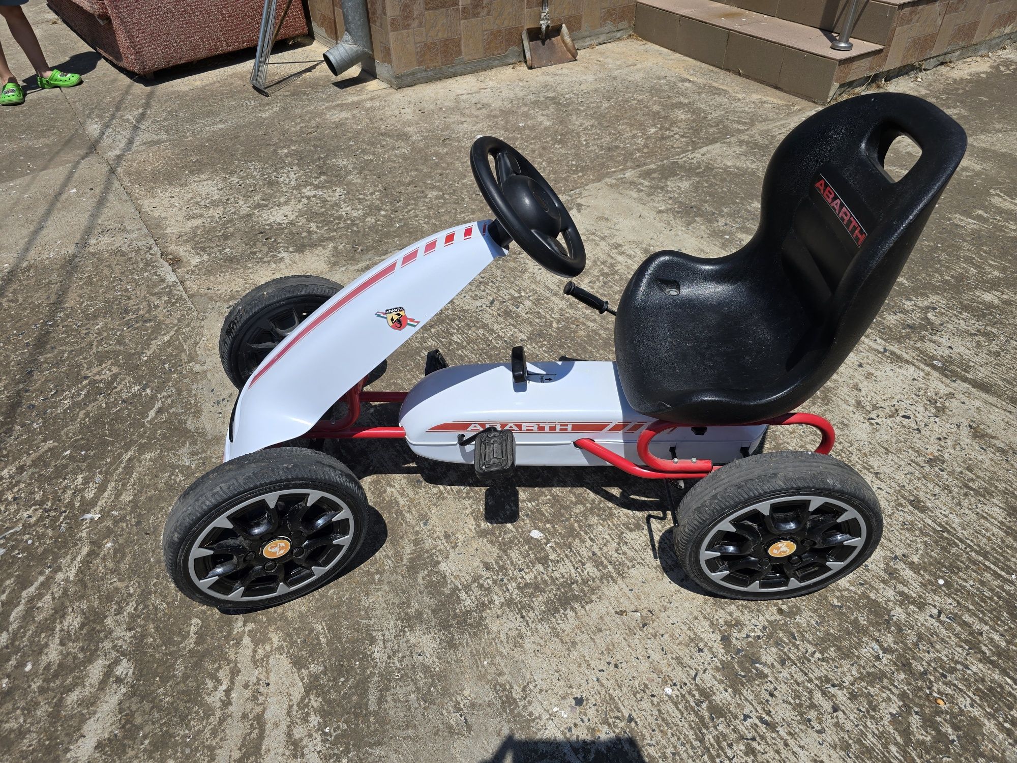 Kart / Cart cu pedale FIAT 500 Abarth