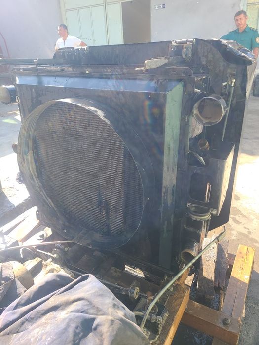 Vektor kombayin radiatori sotiladi