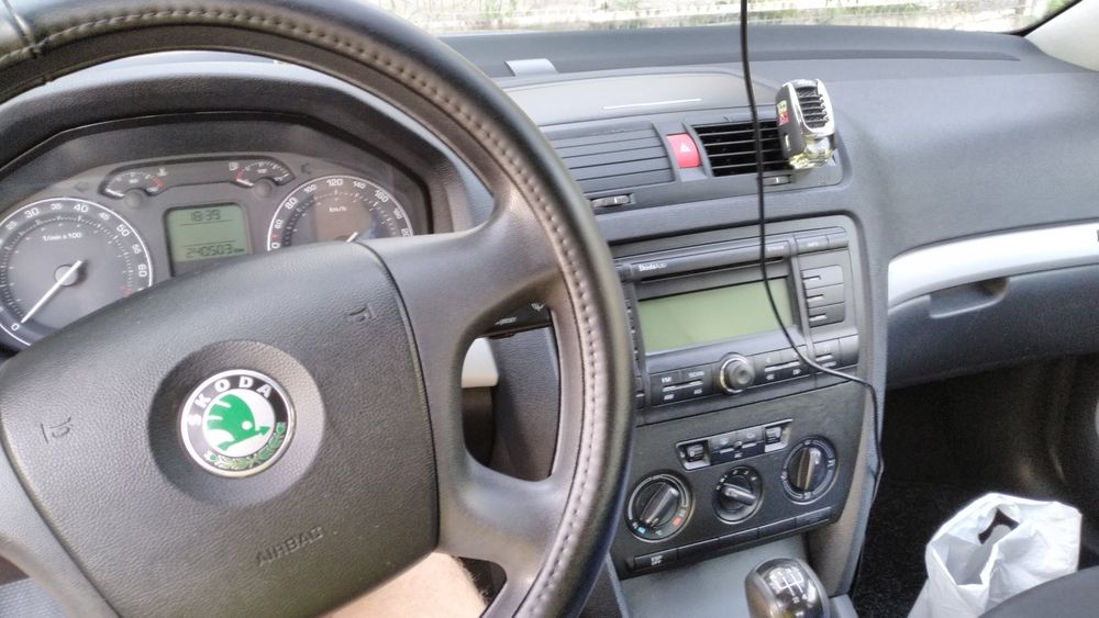 SKODA OCTAVIA 2,1,6 FSI,an 2006,,2200 Euro E