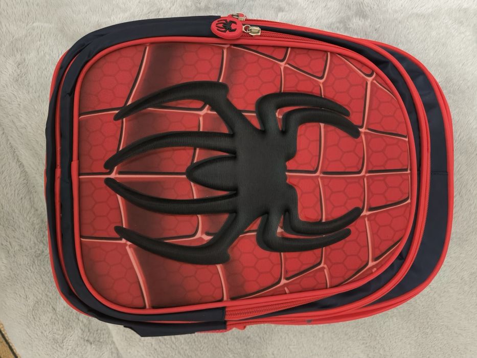 Рюкзак школьный.