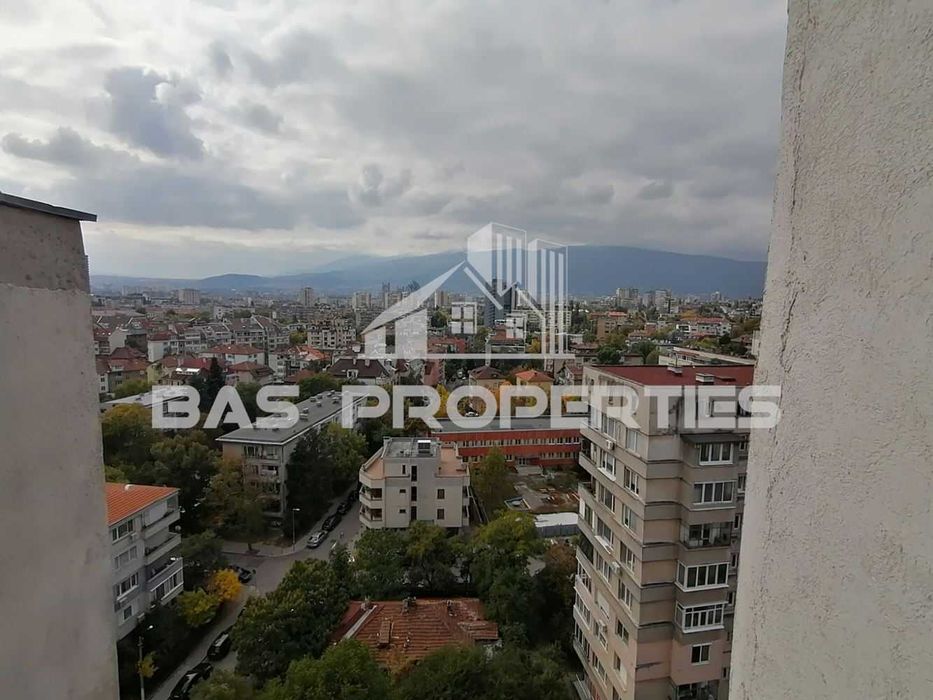 Продава се Двустаен апартамент в София, Център - 89 кв.м за 2956 €/кв.м - Снимка #11