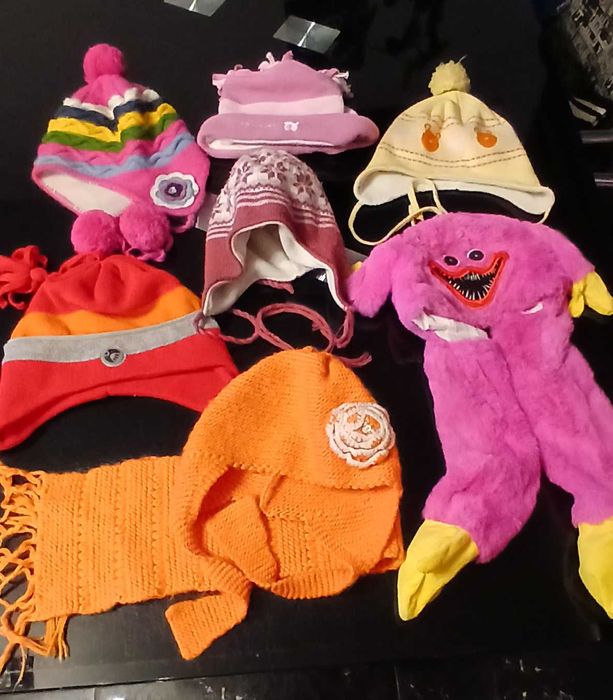 Шапки, шал 3-5 годинки