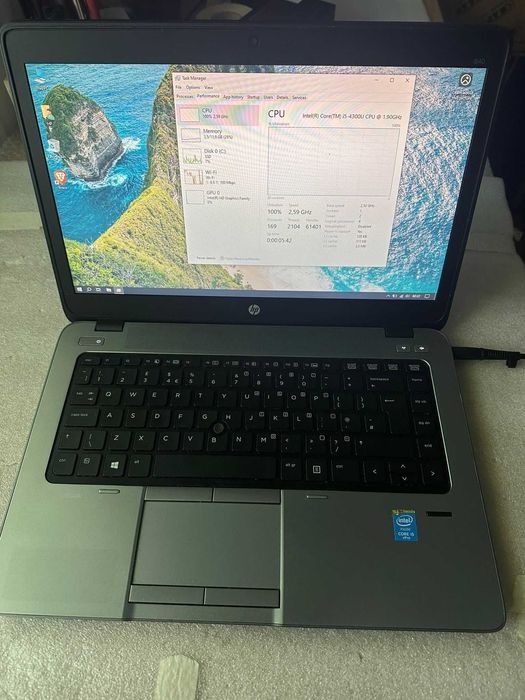 Laptop HP I5 gen 4 12 GB Ram SSD 256 GB Tastatura Iluminata