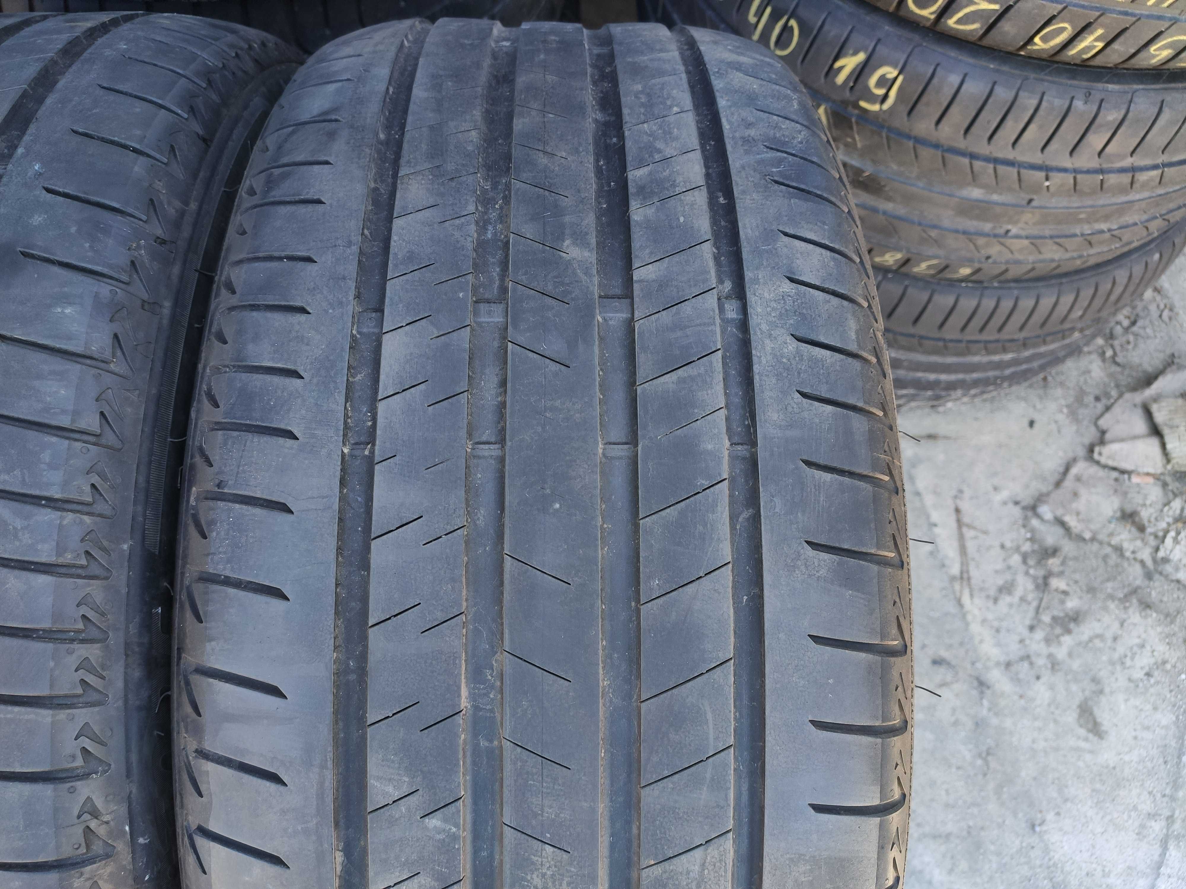 2бр Летни Гуми 275 40 20 - Bridgestone Rinflat -