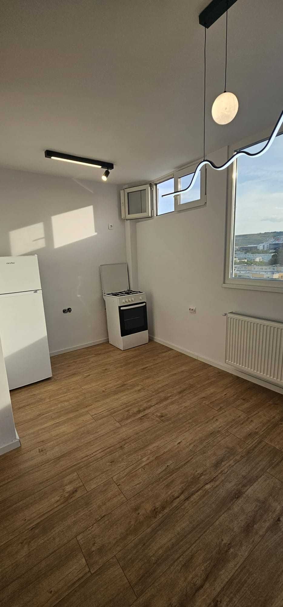 Complet renovata, incalzire in pardoseala, geamuri tripan - Manastur