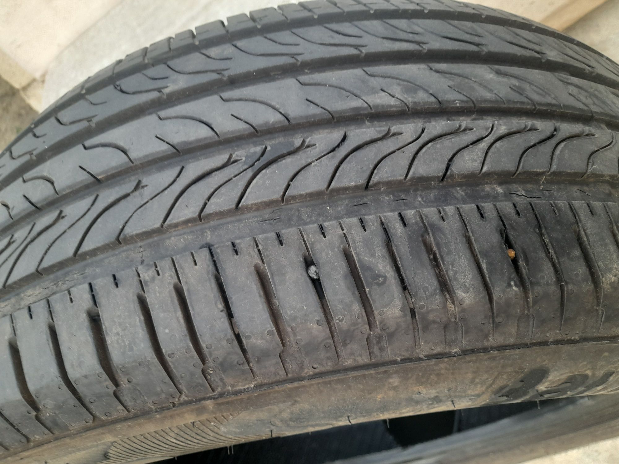 Шины 235/55/R18.